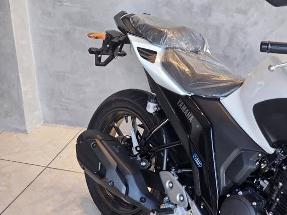 YAMAHA FZ25 FAZER CONNECTED ABS YAMAHA FZ25 FAZER CONNECTED ABS